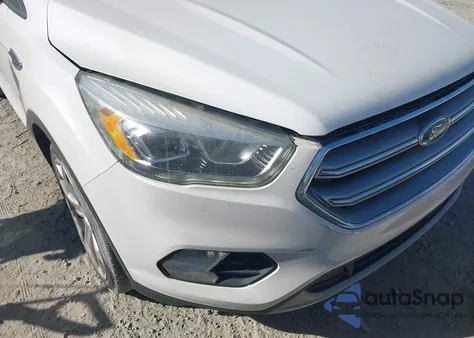 2017 Ford Escape Titanium из США, поврежденный, VIN 1FMCU0JD9HUD72391